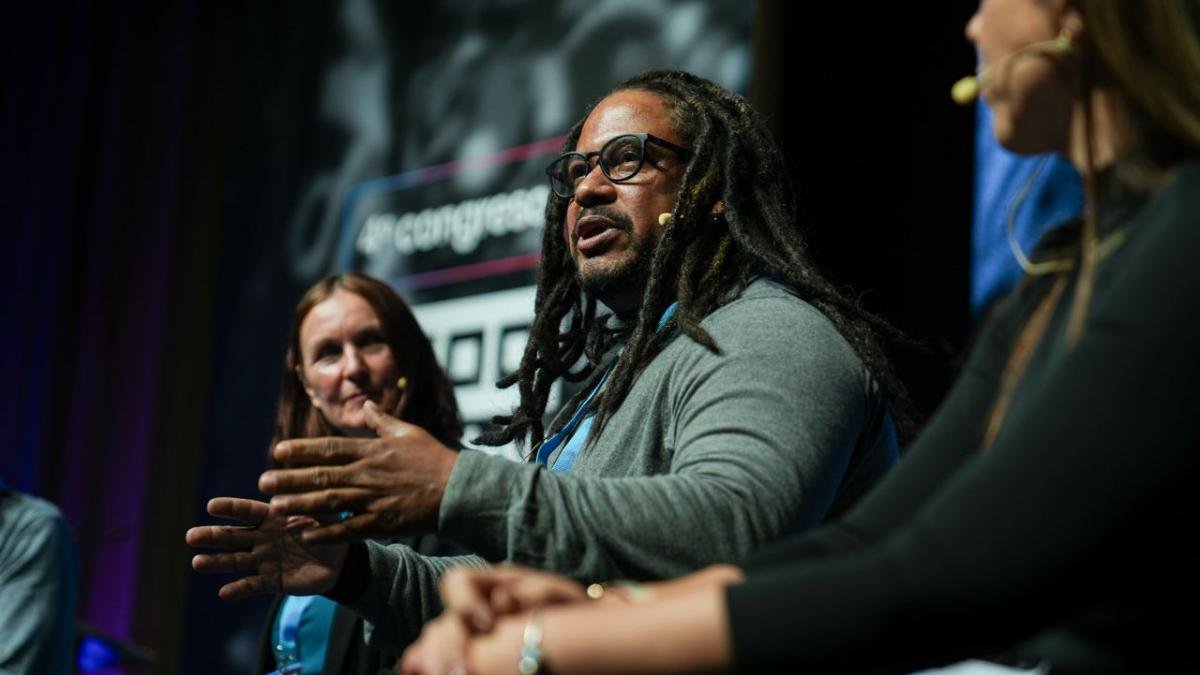 Mesa internacional, estatutos y ponencia federales y enmiendas