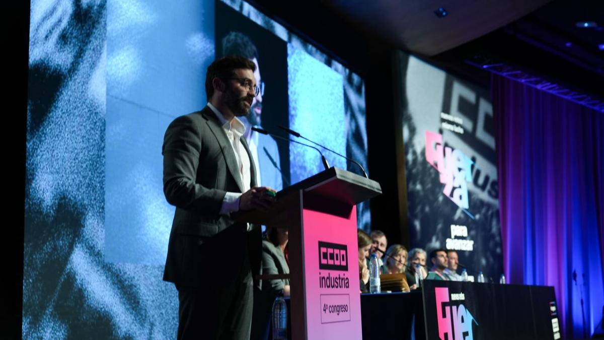 Institucional e informe balance